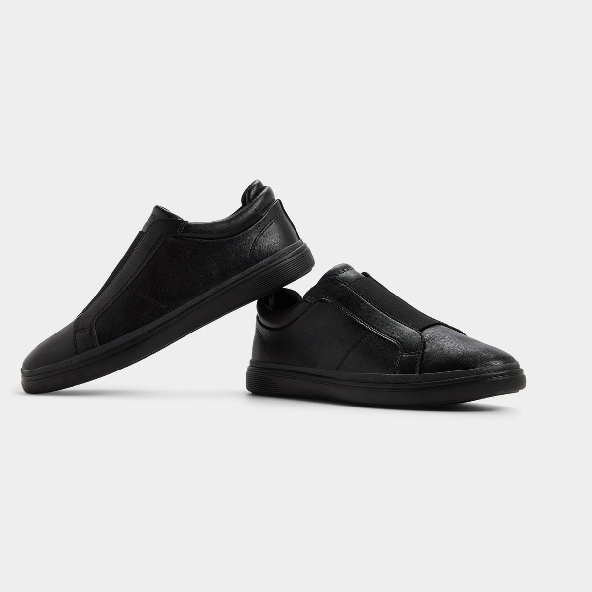 Black/black