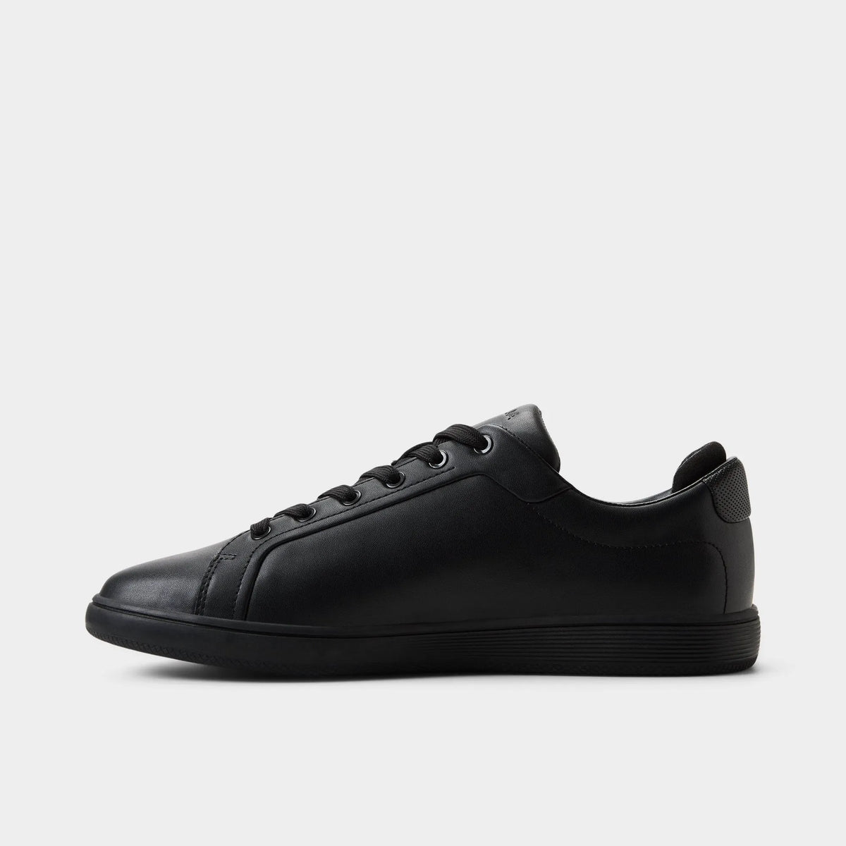 Black/black