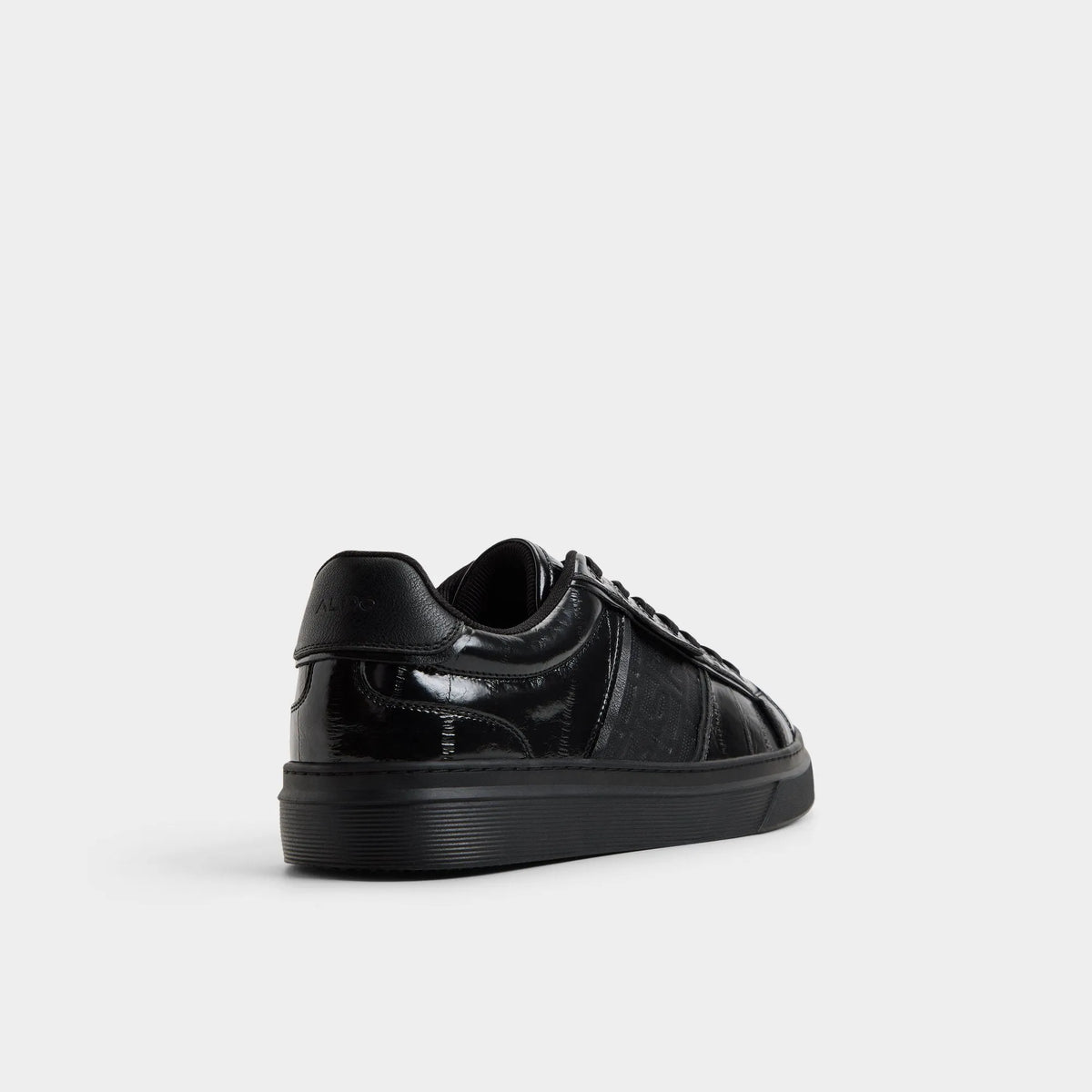 Black/black